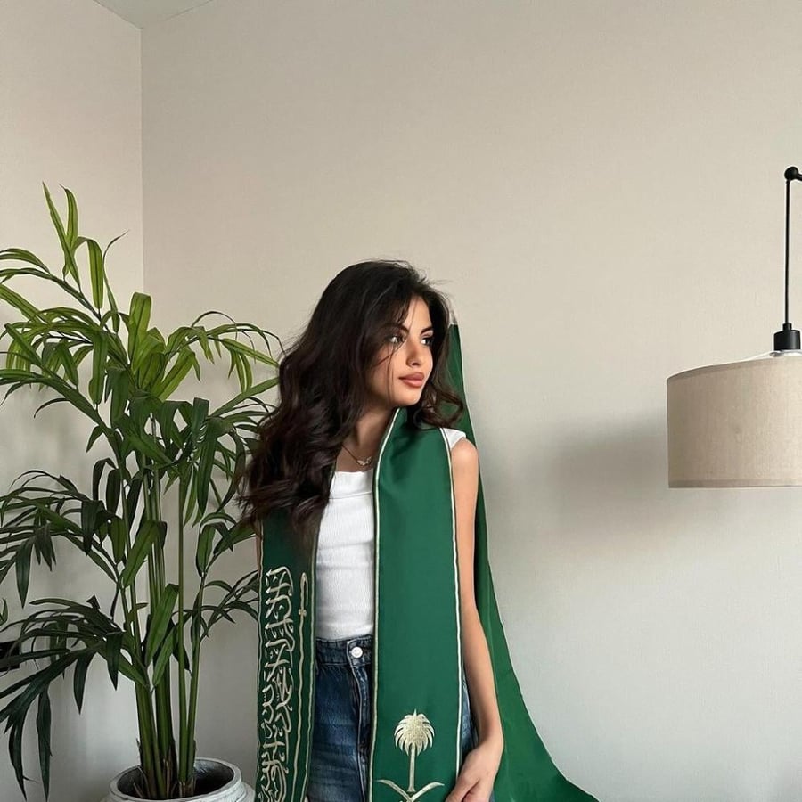 وشاح اليوم الوطني السعودي سيفين ونحله