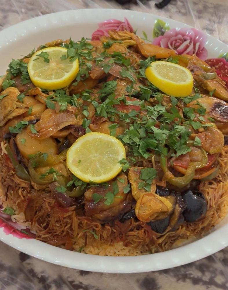 ( حي النظيم )مقلوبة دجاج  مطبخ السعادة