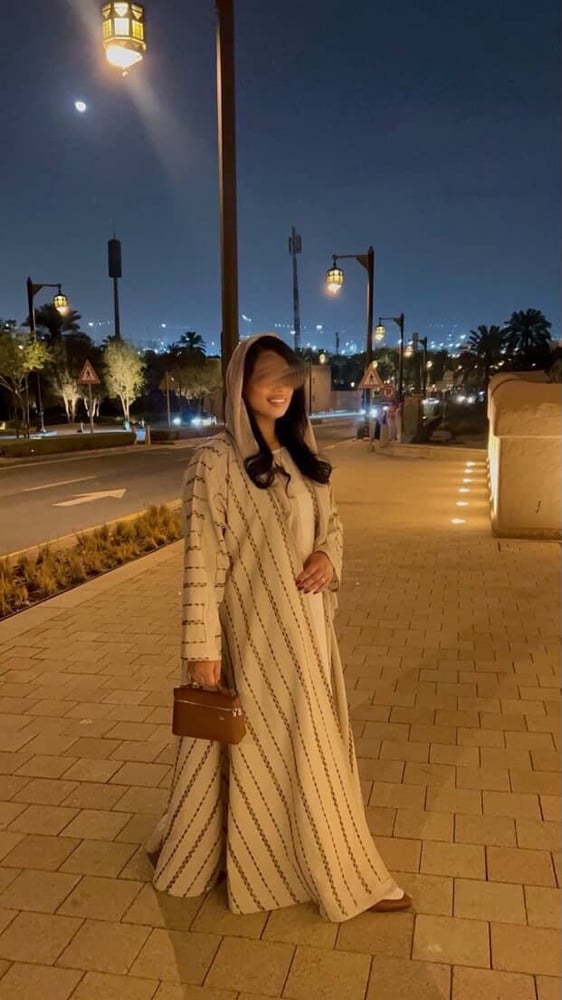 Beige/brown
