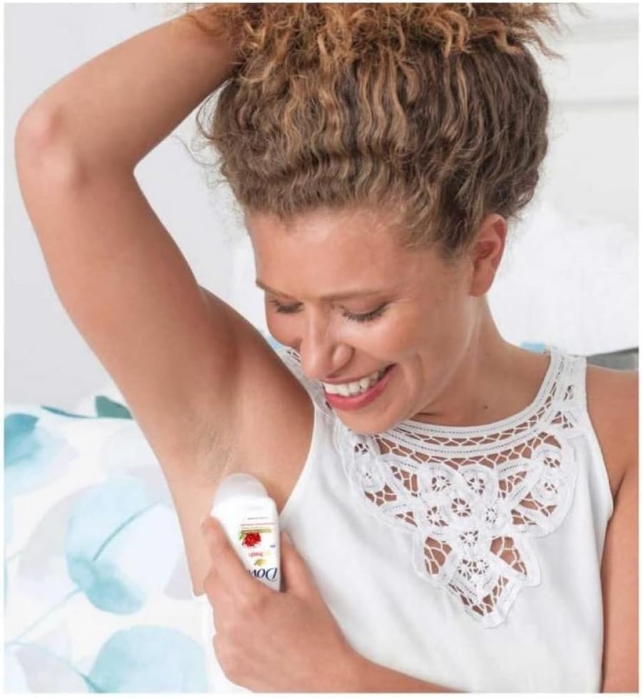 Dove Go Fresh Pomegranate Roll-On Deodorant 50 ml