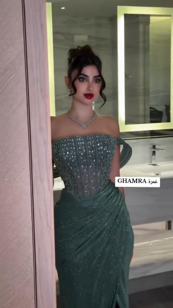 فستان سهرة