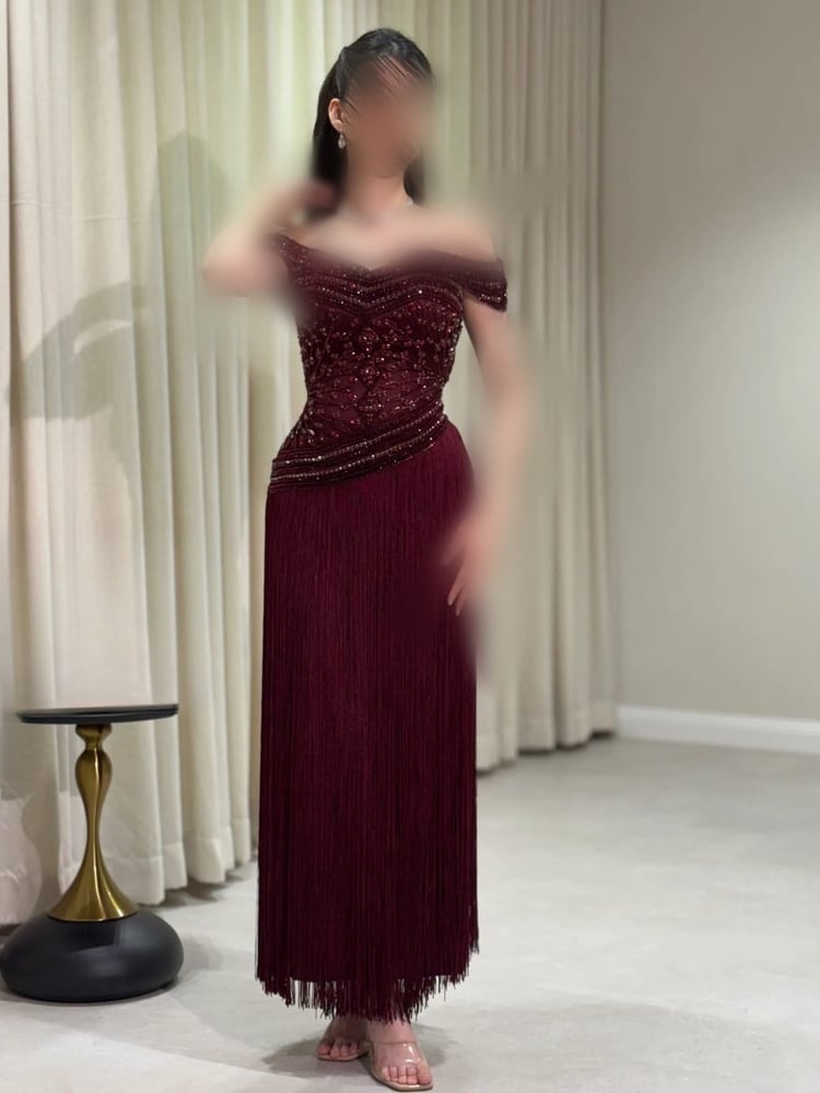 فستان سهرة تطريزات كرستال يدوي H555