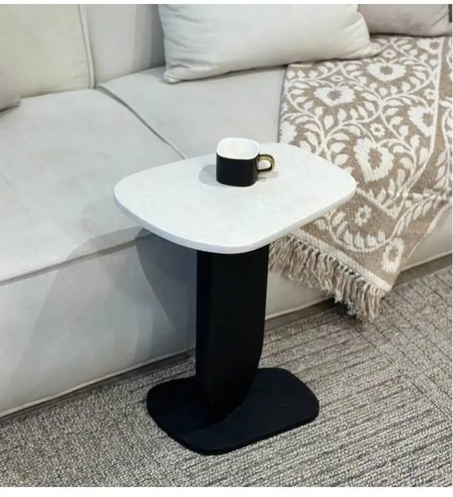 طاولة خدمه