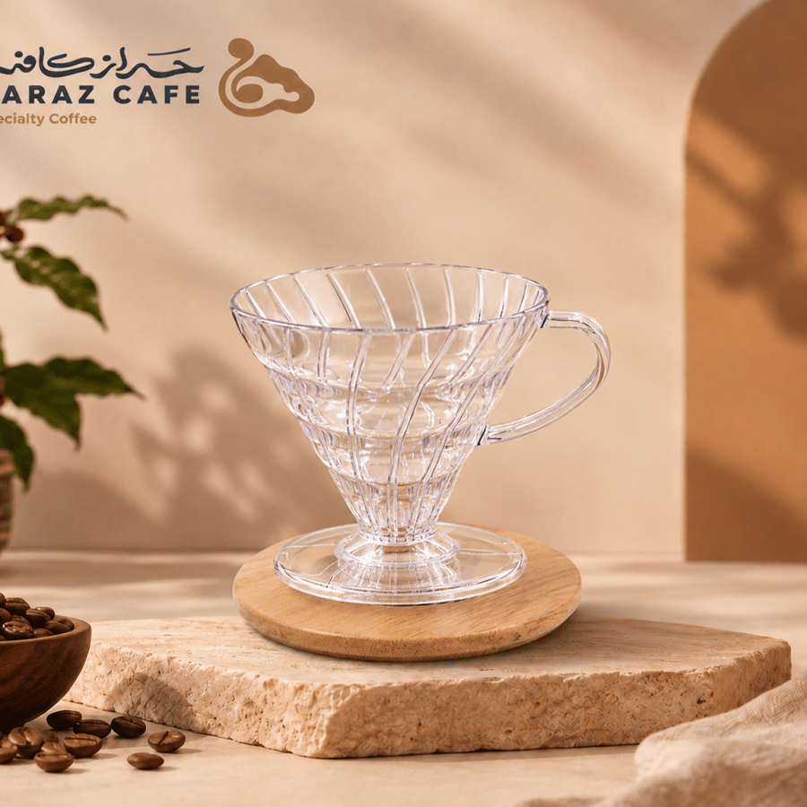 قمع بلاستيك شفاف