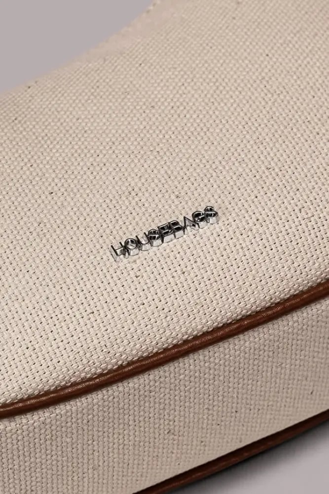 Housebags حقيبة يد نسائية على شكل نصف قمر من القماش باللون البني الكريمي 242
