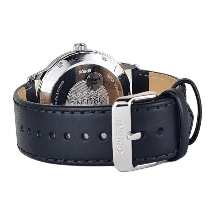 تفاصيل ساعة Orient Bambino TAC0000DD0 الكلاسيكية بعلبة ستانلس ستيل