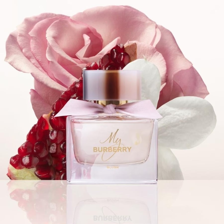 عطر ماي بربري بلاش مع مكونات الزهور والرمان بتصميم راق للنساء 50 مل
