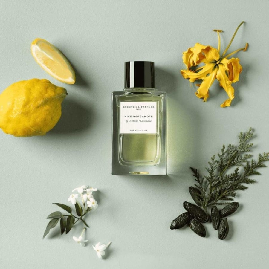 عطر نايس بيرغاموت من إيسينشال بارفيوم بمزيج البرغموت والزهور المنعش