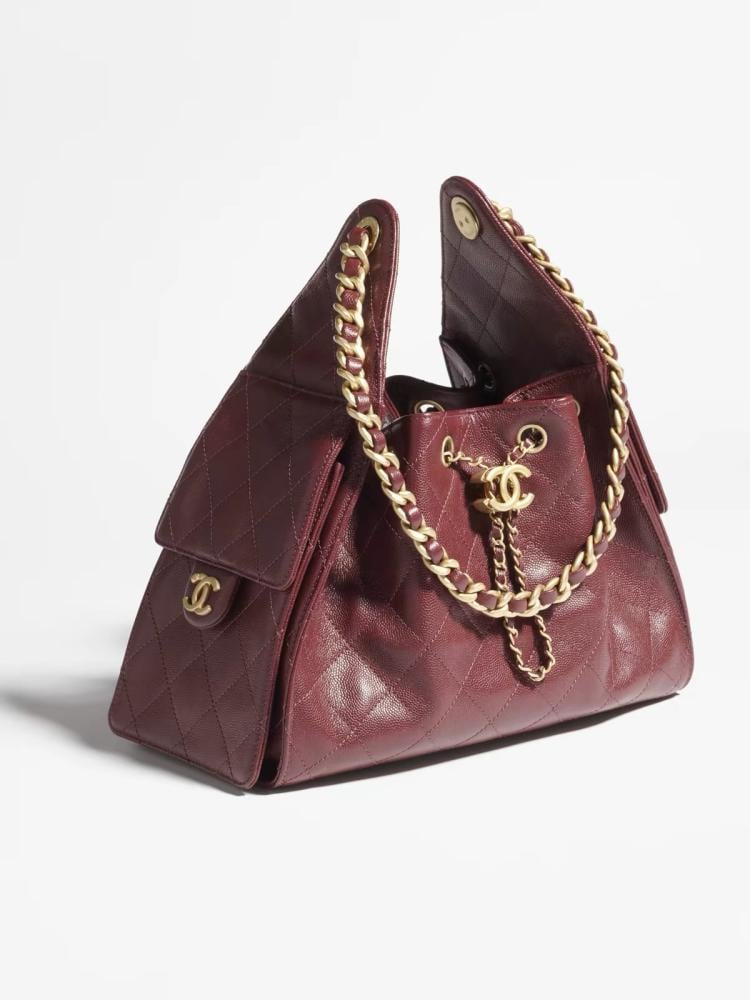 شنطة شانيل hobo 25c مقاس 26 سم Small