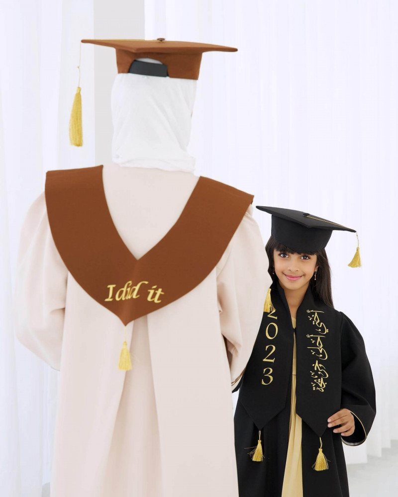 عبايات تخرج