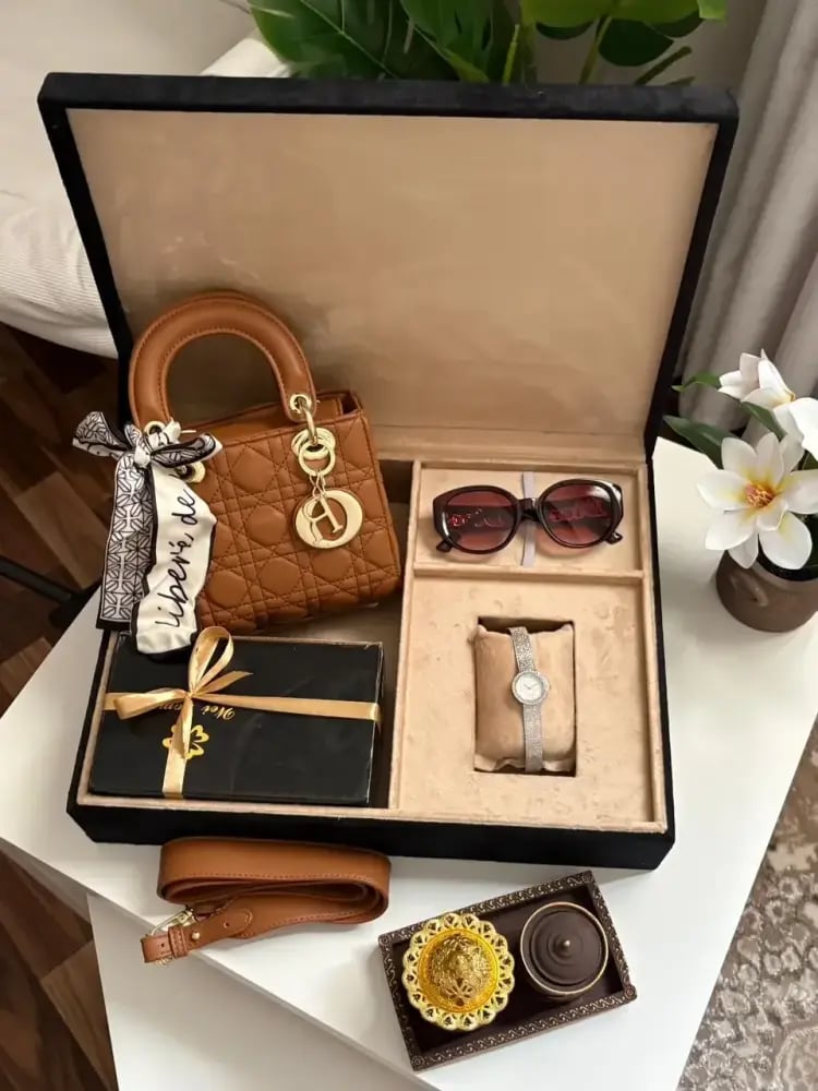اجمل الهدايا للحبيبة رومانسية