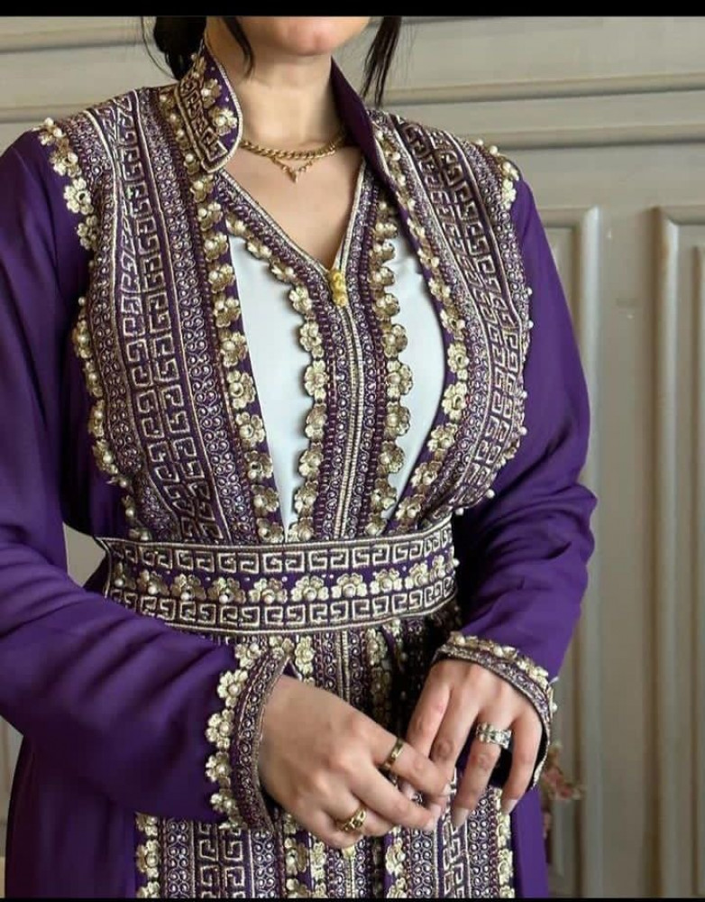 Luxurious women's dress
