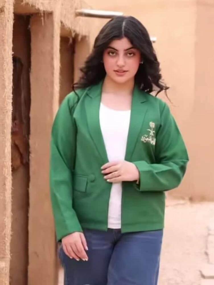 جاكيت اليوم الوطني السعودي 94 ابيض نسائي كوت للعيد الوطن للنساء ازياء