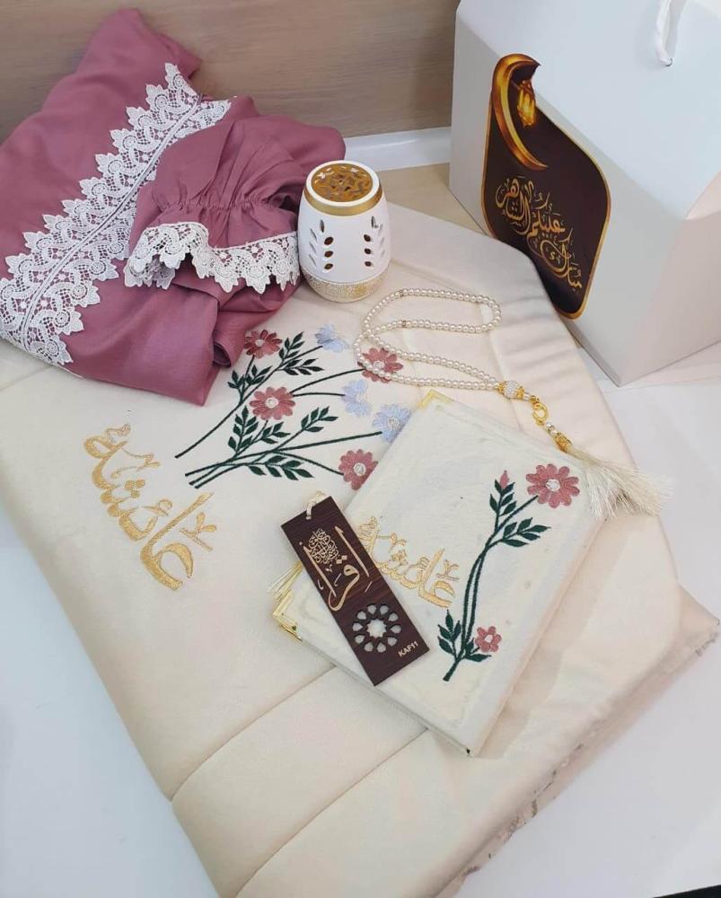 موديلات طقم الصلاة