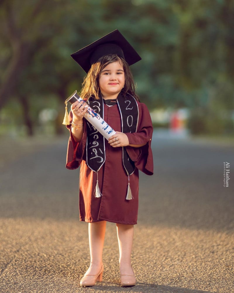 عبايات تخرج اطفال
