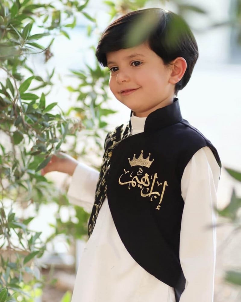 سديري ملكي بالاسم سديري ثوب اطفال