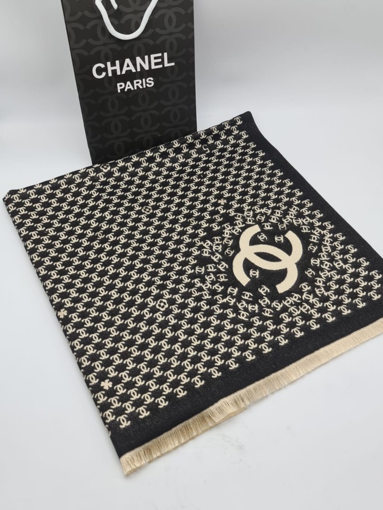Women's winter scarf, Chanel brand