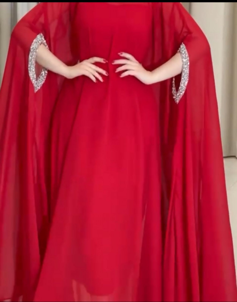 فستان نسائي مميز