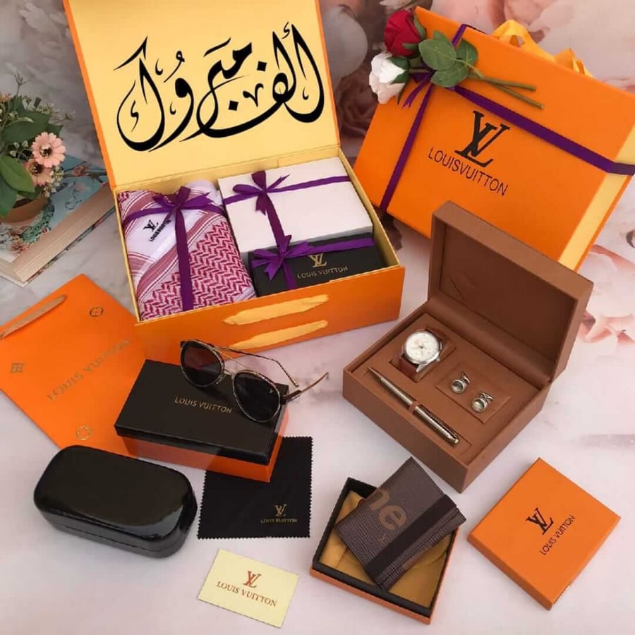 طقم هدايا رجالي ماركه لويس فيتون هديه لكل المناسبات