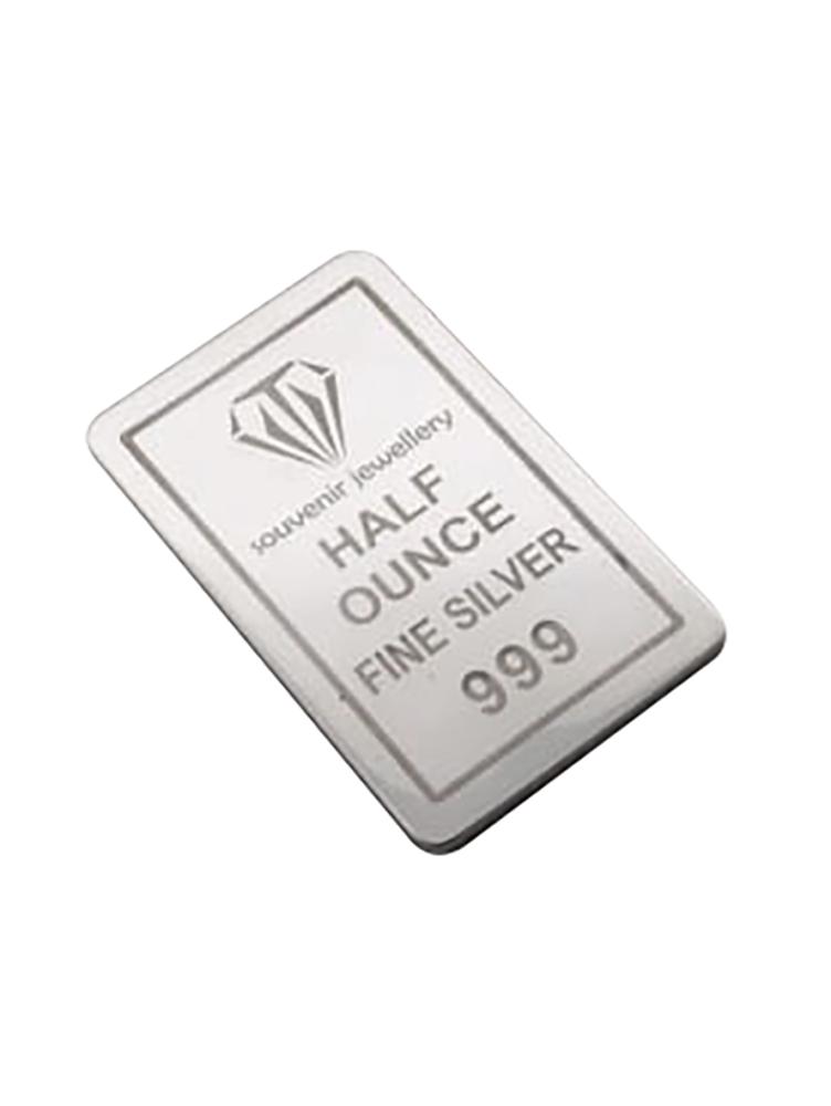 سبيكة نصف أونصة فضة صافي عيار999 وزن 15.55 جرام بتصميم اسم-رياض