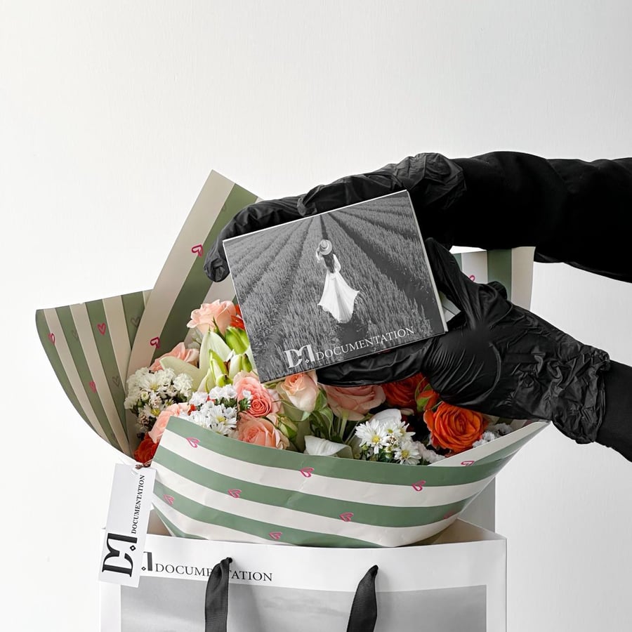 باقة أورانج بلوسوم مع شوكلت