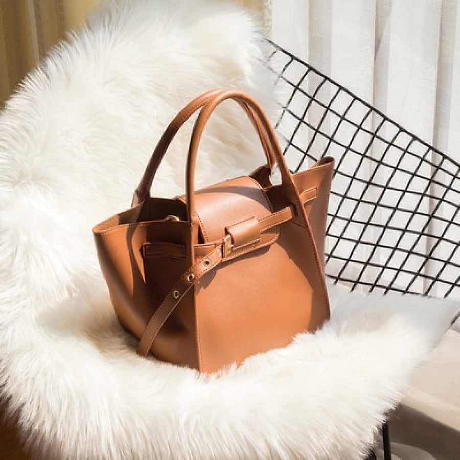 حقيبة لون بني bag 42