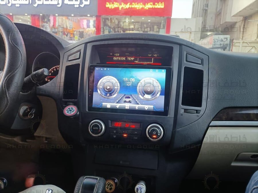 شاشة ميتسوبيشي باجيرو 2022-2010
