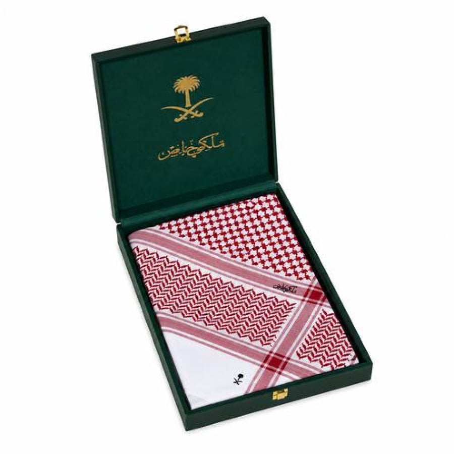 Luxury royal ghutra with an elegant green box