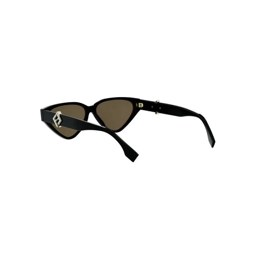 نظارة فندي الشمسية FENDI FE40184I 57 01E