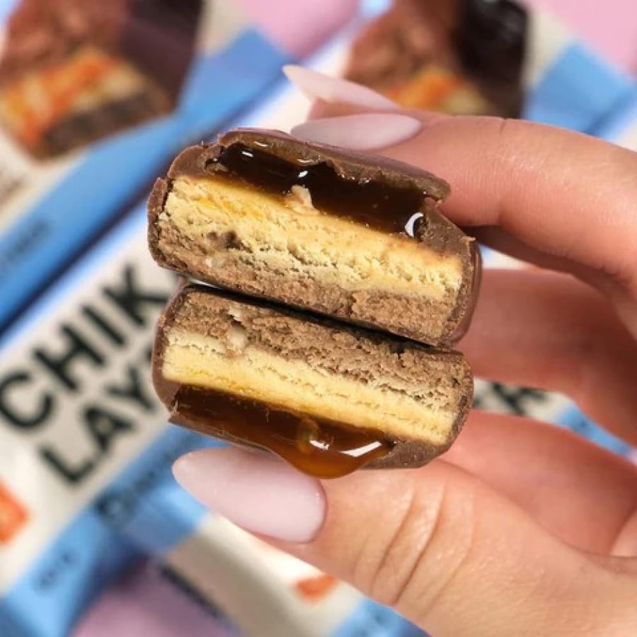 بروتين بار شيكا ليرز من شيكالاب نكهة بندق كراميل 60جم - Chikalab Chika Layers Protein Bar Hazelnut Caramel 60g
