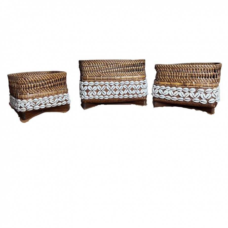 3 bamboo planting basins decorated with shells