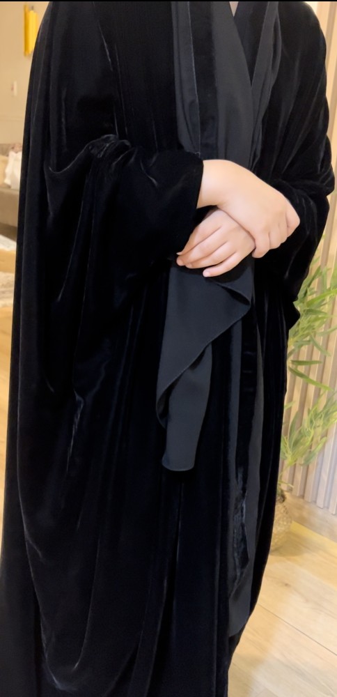 عباية سندس ) مخمل