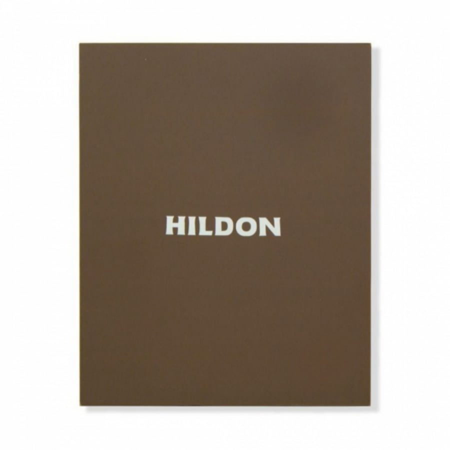 شماغ هيلدون HILDON احمر انجليزي 2022