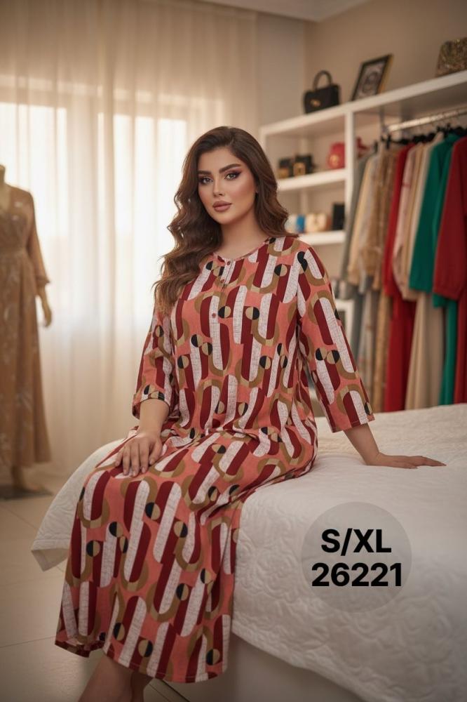 Women's thobe