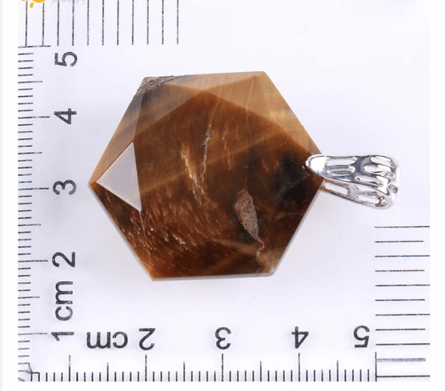 قلادة من حجر العقيق الازرق سداسية الاضلأع  ( Blue Agate )