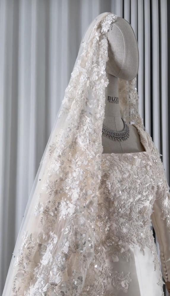 Bridal dress