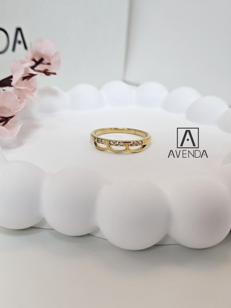 A smooth plated ring