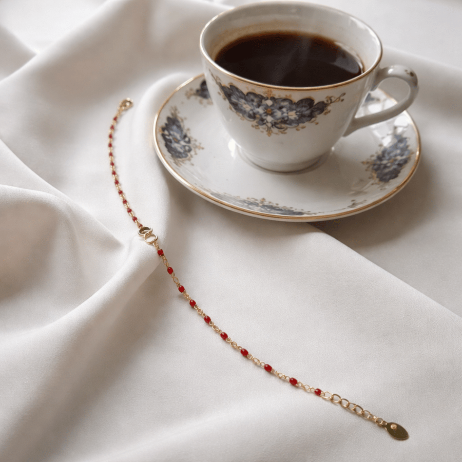 اسورة الصداقة احمر