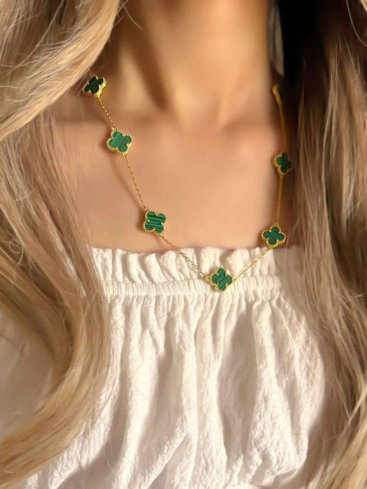 سلسال فان كليف اخضر عشر وردات