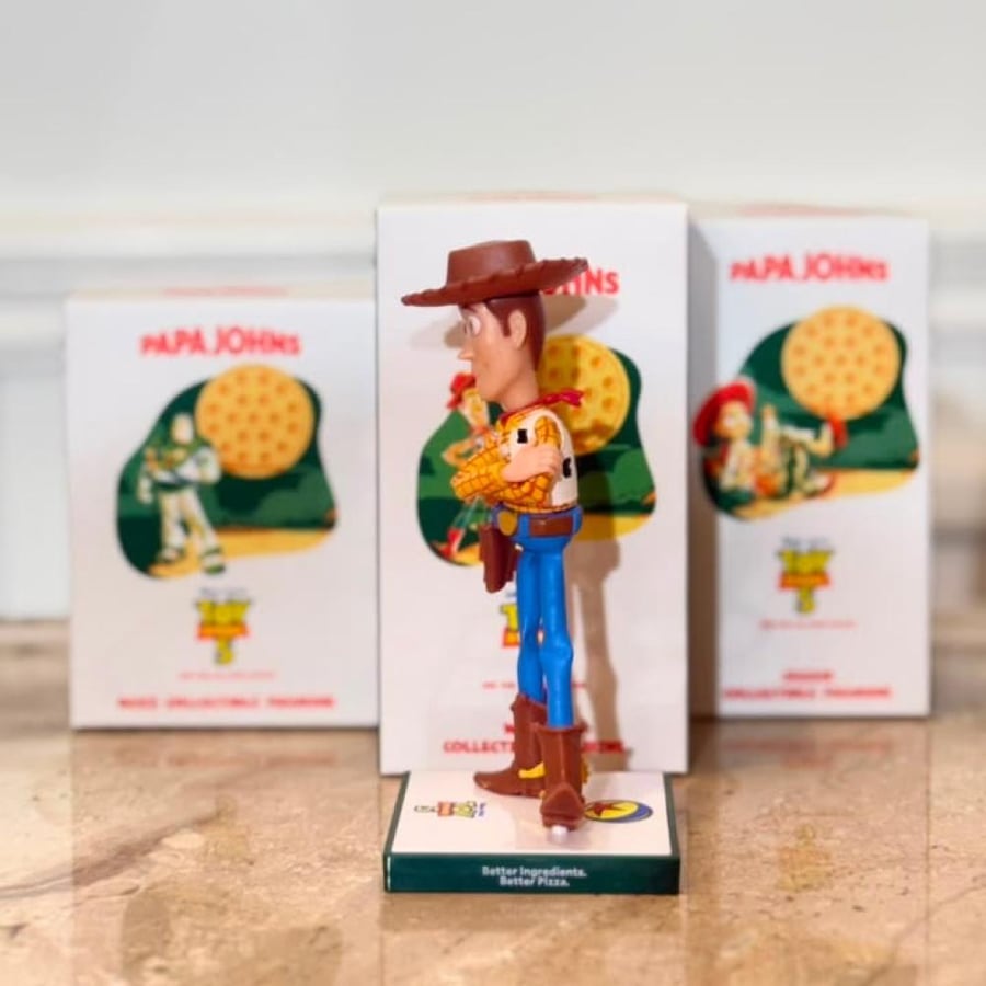 مجسم وودي – إصدار Papa Johns × Toy Story