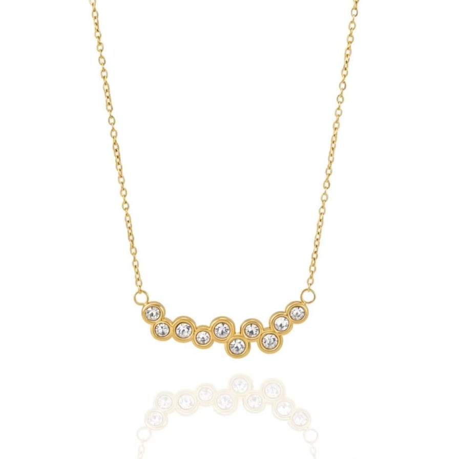 عقد العنقود المتلألئ (Cluster Pendant Necklace)