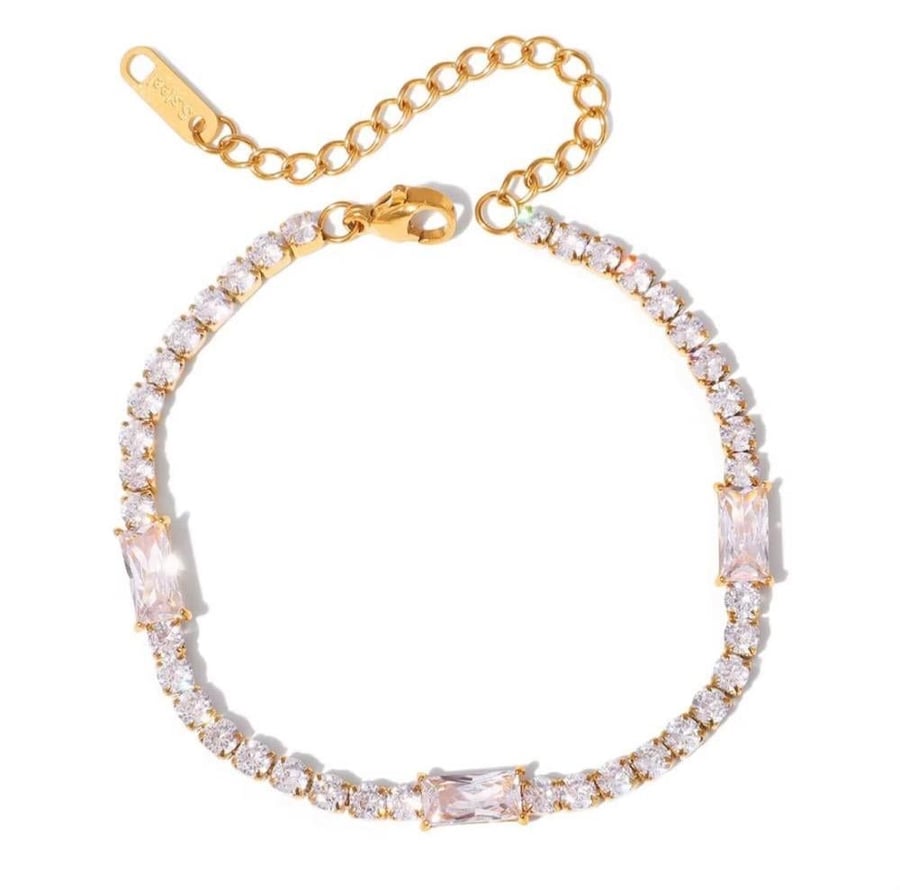 أسوارة التنس الهندسية (Geometrical Tennis Bracelet)