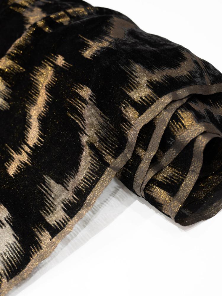 Silk chiffon velvet with shine