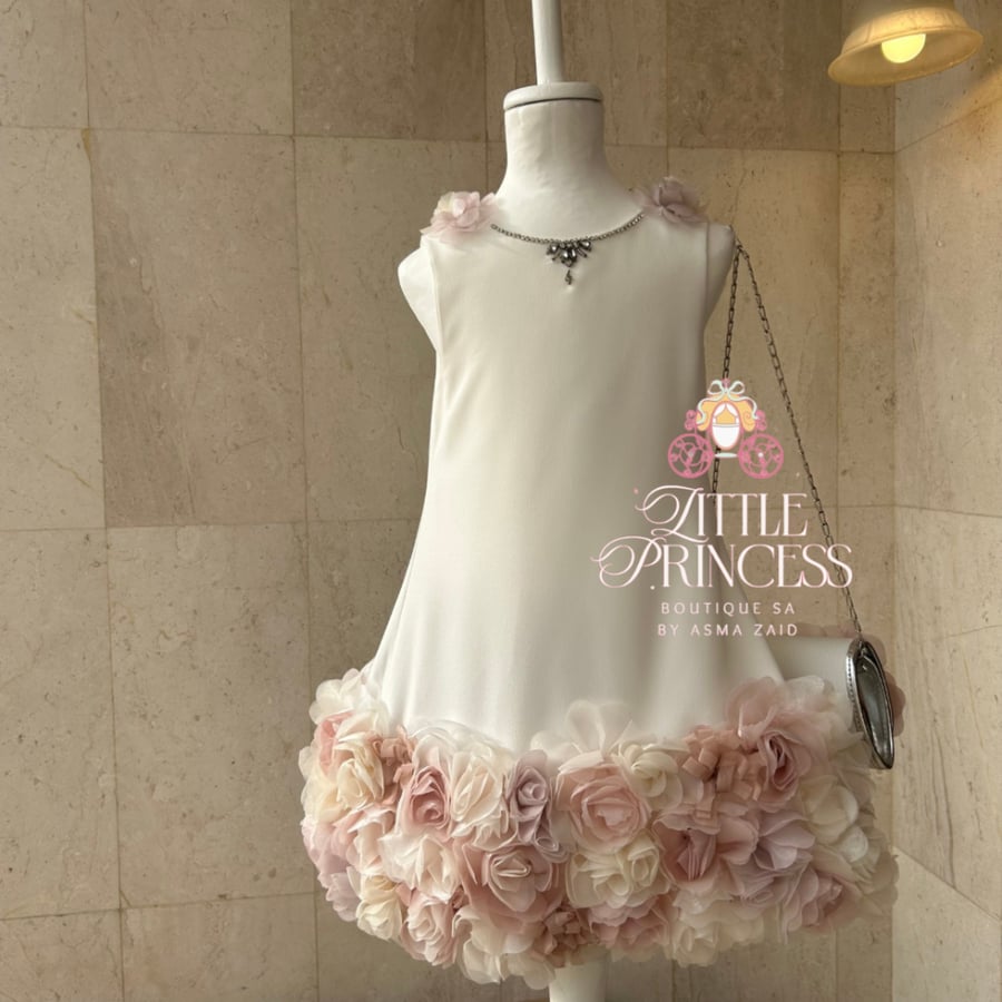 White rose dress + bag  فستان الجوري ابيض شامل الحقيبة