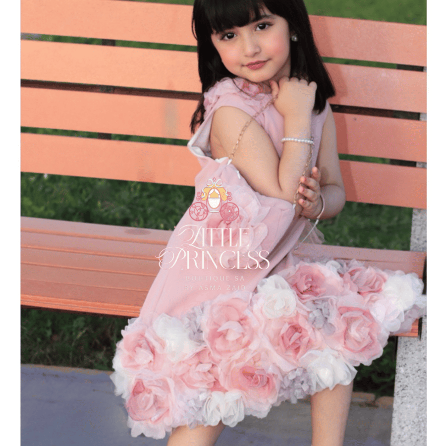 Pink rose dress فستان الجوري  وردي فاتح +حقيبة