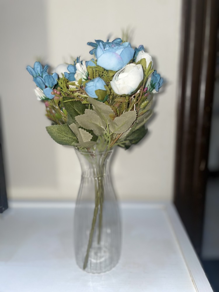Vase board for gender reveal party