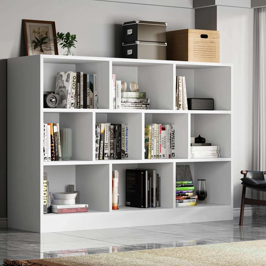 مكتبة بتصميم مميز لون ابيض مقاس 29.5x104x140 سم