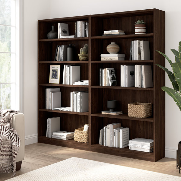 مكتبة حائط فاخرة بلون بني  تصميم واسع المقاس 181.5×94×29.5 سم