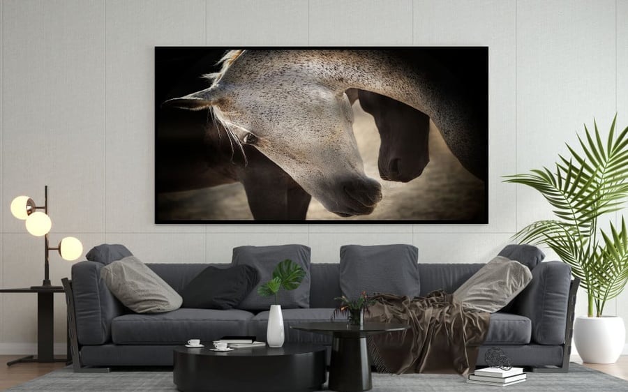 لوحة قماشية بتصميم خيل متعددة الألوان مقاس 70x140 سم