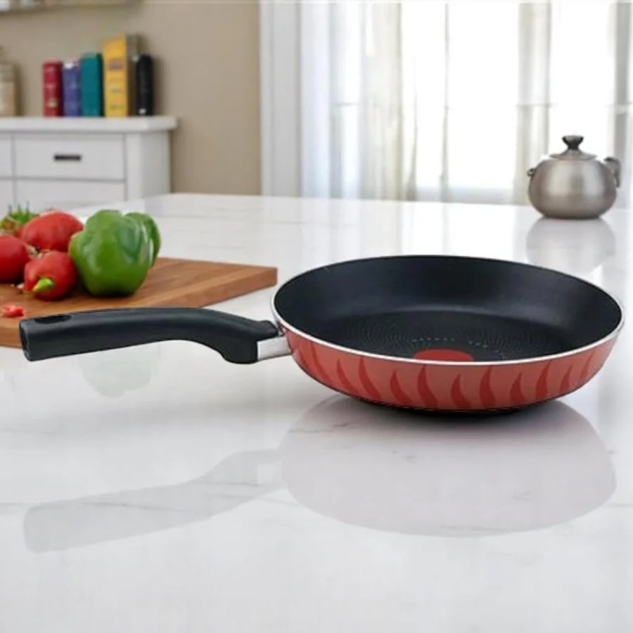 Newflon non-stick frying pan red color size 20 cm